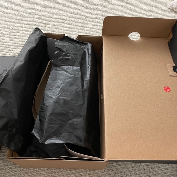 BRAND NEW SOLD OUT EVERYWHERE Ugg Tasman Slippers (mens size 7, fits womens 9) - Picture 5 of 5